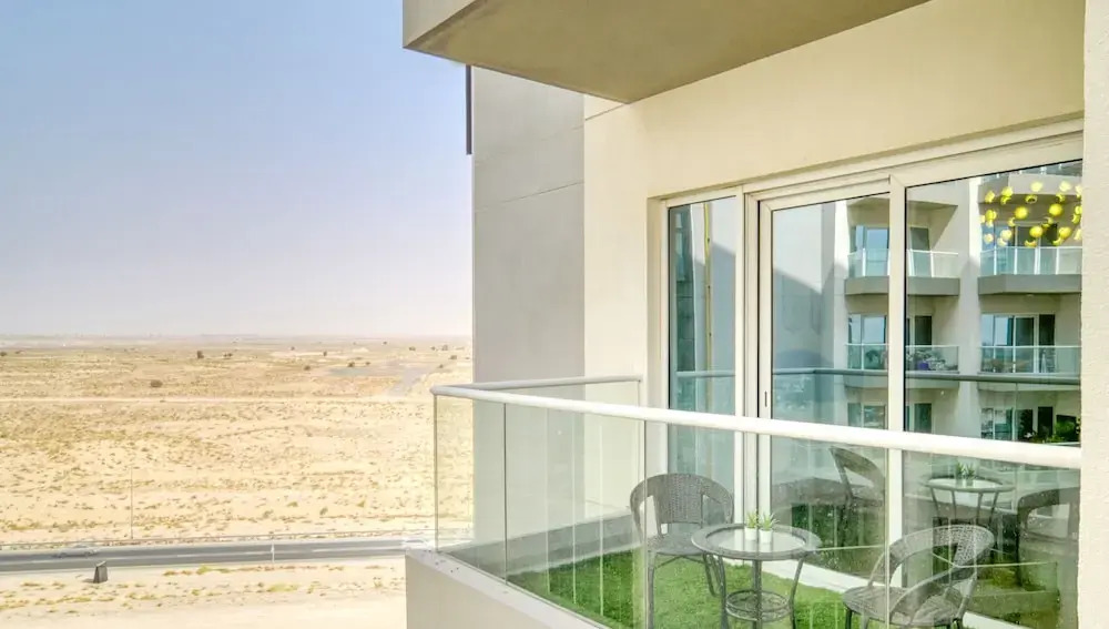 Viridis Living Chic and Spacious 1BR