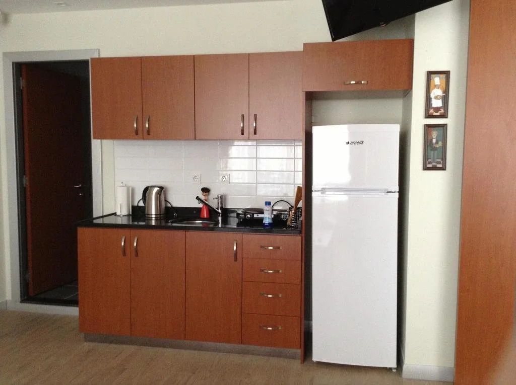 Honey House Apartment