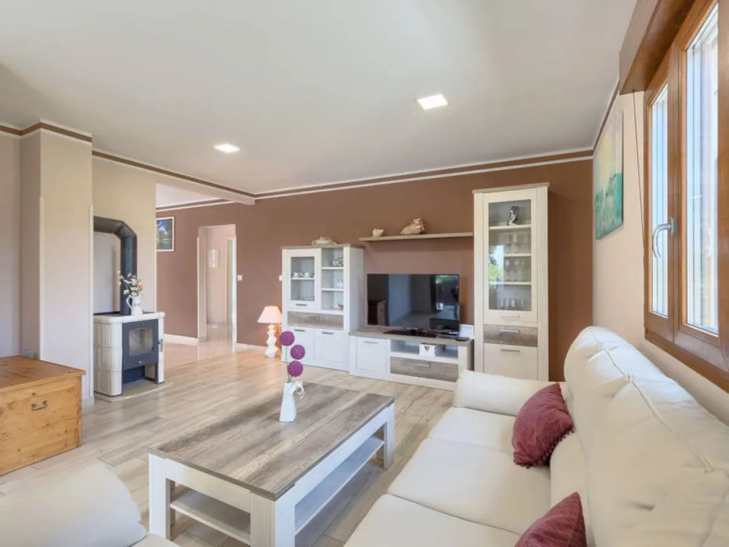 Holiday Home Villa Aniva by Interhome