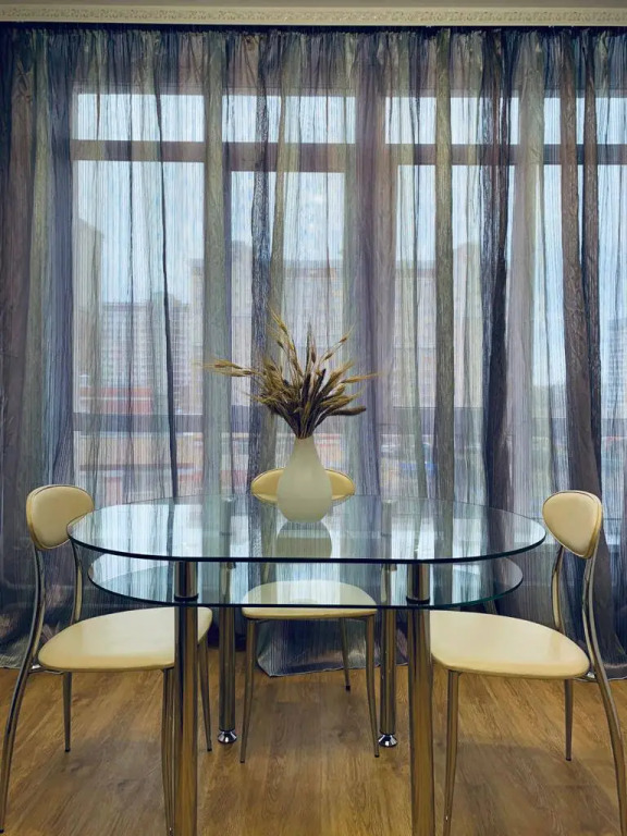 Pritomskij 29 Trehkomnatnye apartamenty rjadom s Kadetskim uchilischem