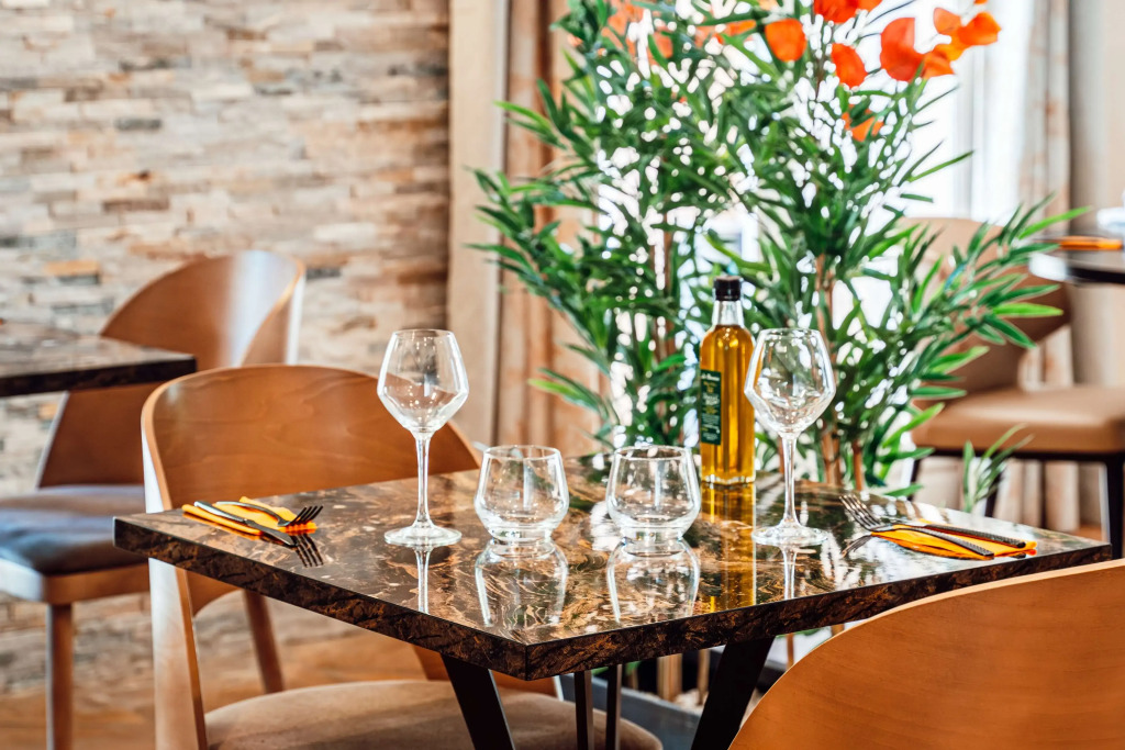 Best Western LOrangerie