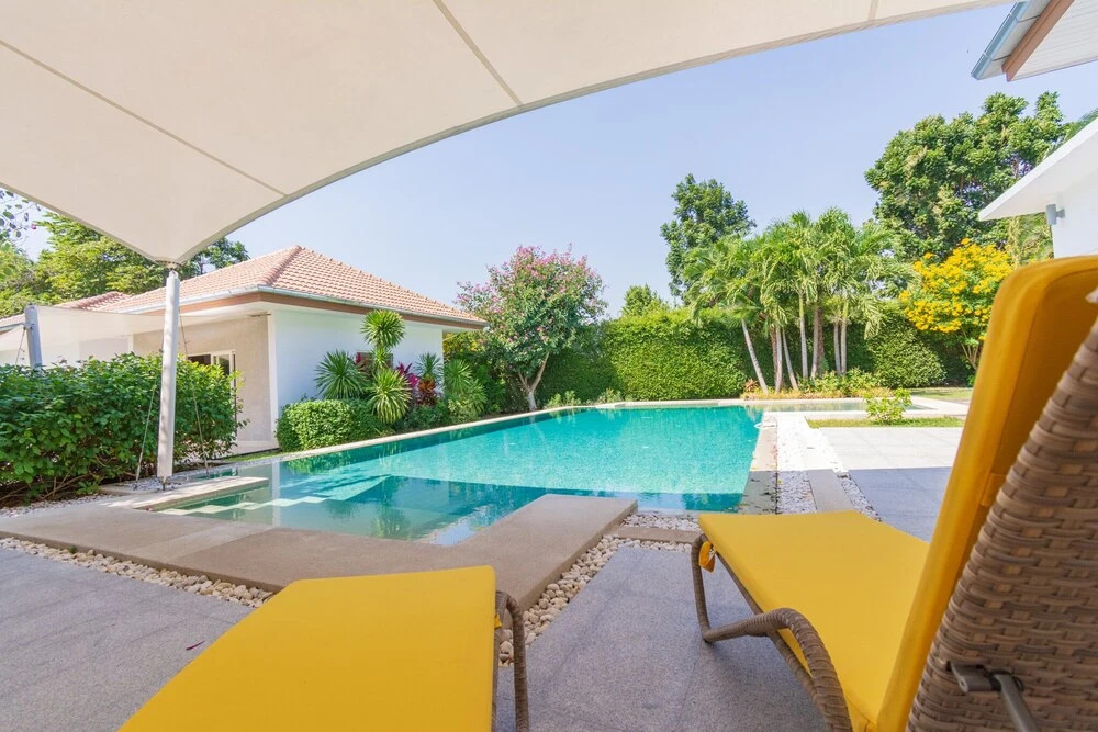 Luxury 5 Bedroom Pool Villa Amrahs