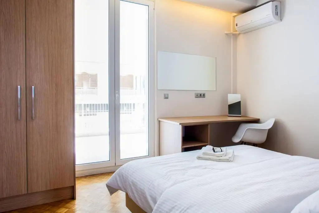 TONI'S Lovely Apartment in Sunny Pangrati
