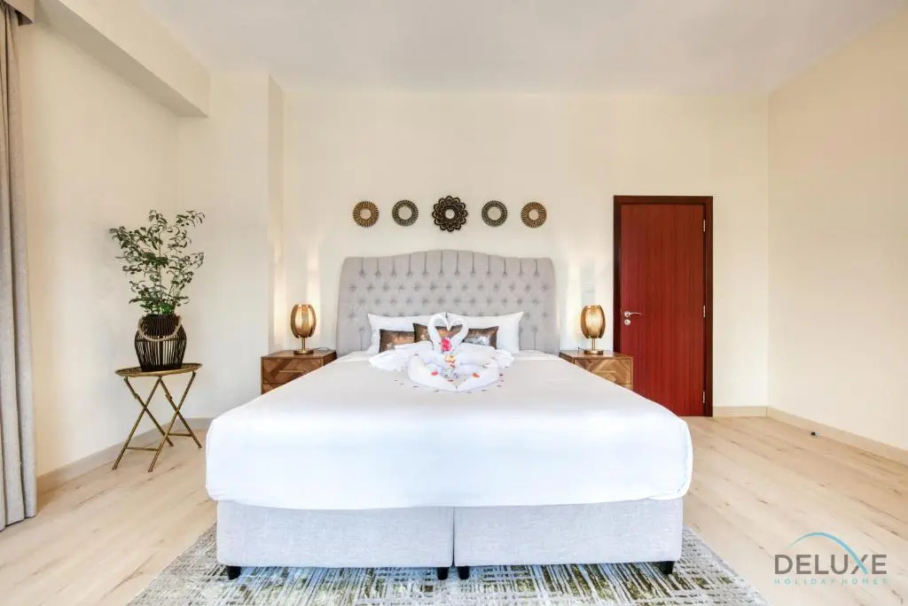 Glamorous 1BR Apartment in Rimal 3 Jumeirah Beach Residence by Deluxe Holiday Homes