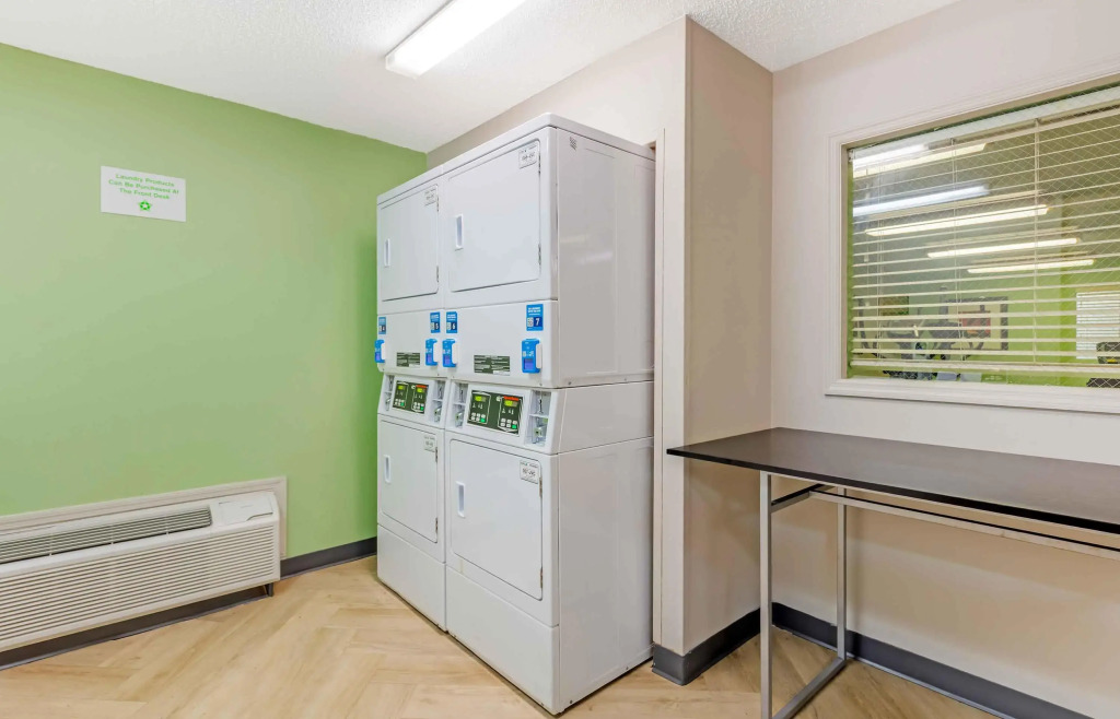 Extended Stay America Suites - West Palm Beach - Northpoint Corporate Park