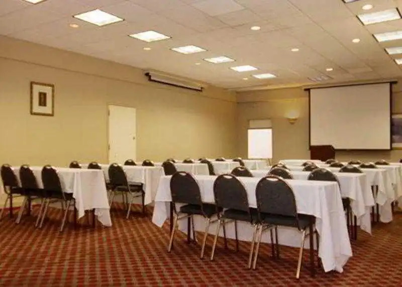 Clarion Hotel & Suites Conference Center