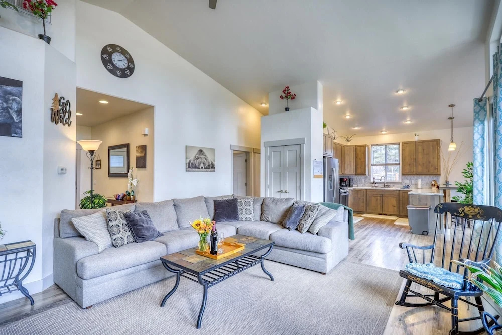 Hot Tub Pet Friendly Luxury Pagosa Home