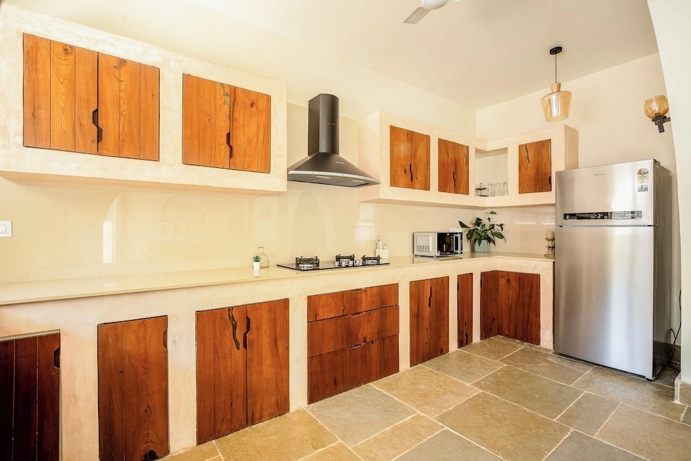 Staymaster White Castle-3BHK | Pvt Pool | Vagator