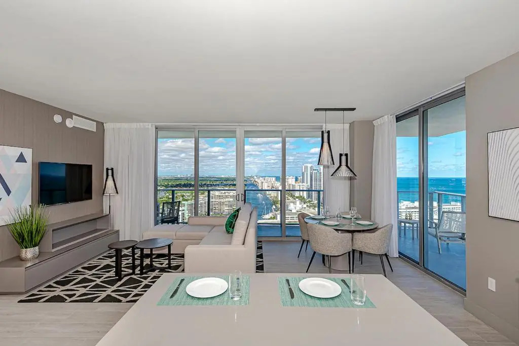 5 STARTSAMENITIES Luxury 2BR. FRONT Ocean & Bay VIEW