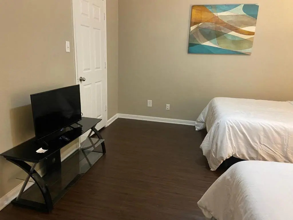 Resort Style Apt/Home in Houston Medical Centre