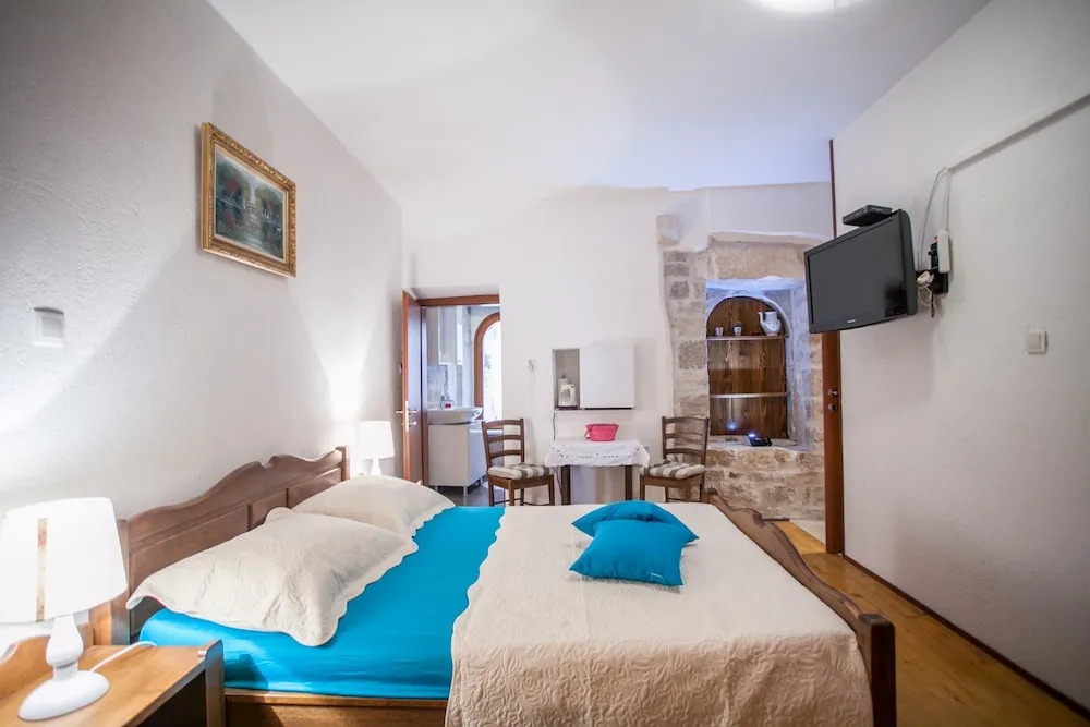 Guest House Trifora