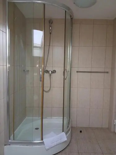 Hotel Iris