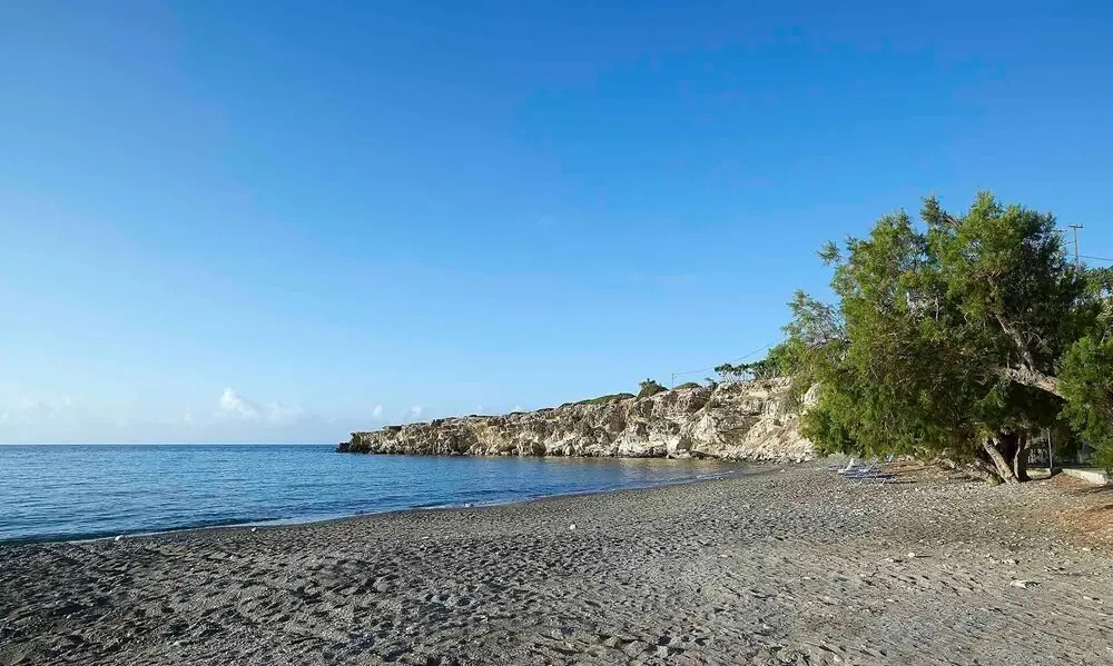 Seafront Villa With Private Pool and Kids Playground 300m From Restaurants