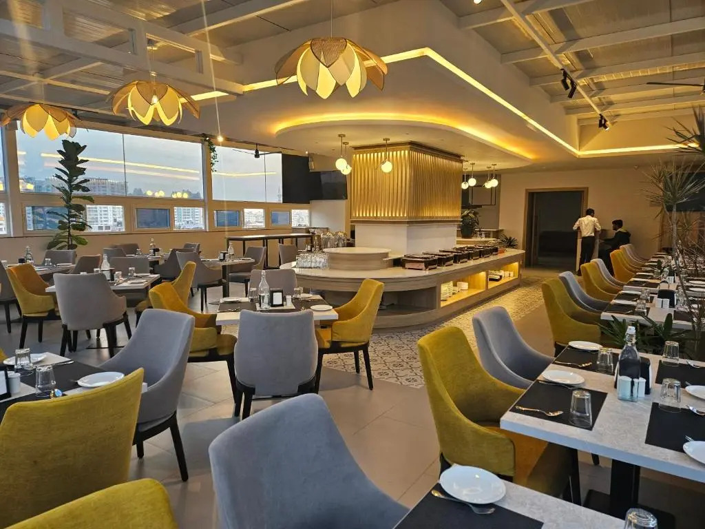 Hotel Lenexa by Bestinn Leisure