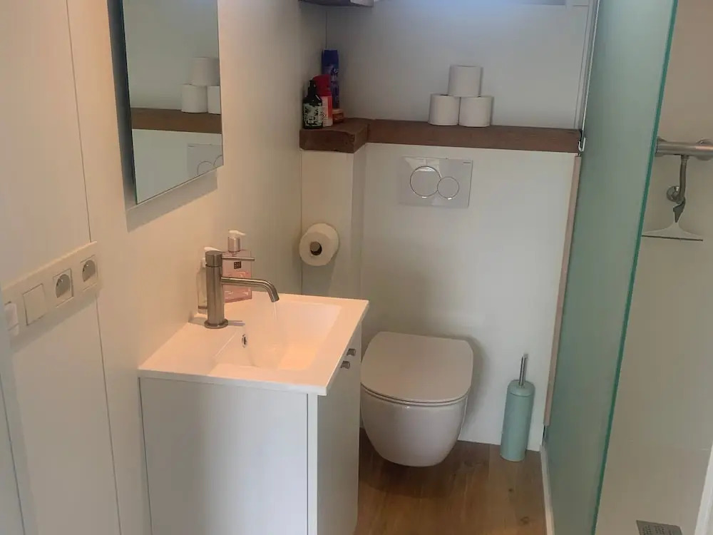 Holiday home in Heuvelland with garden