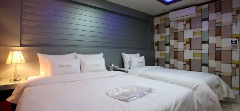 Hotel Travel