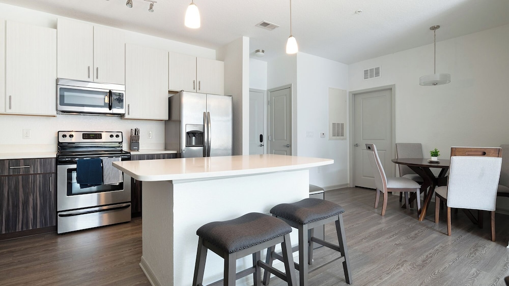 Landing Furnished Apartments - Maitland