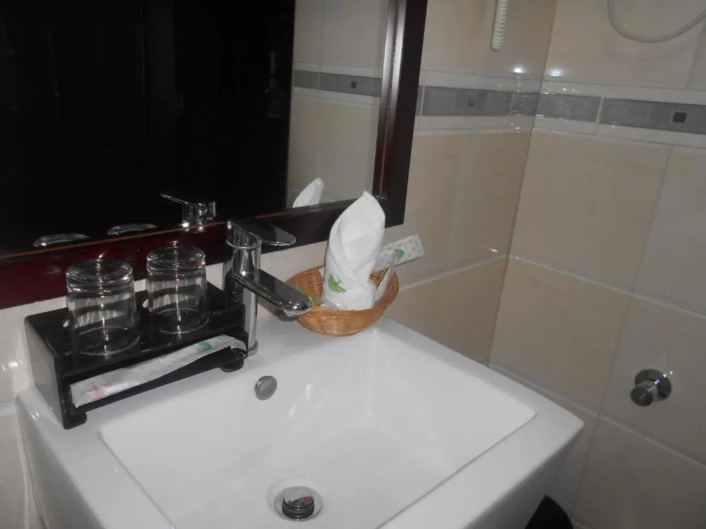 Adden Palace Hotel