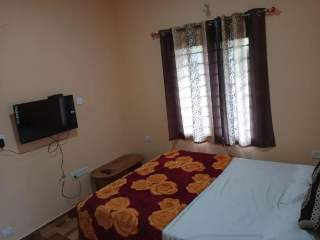 Gowtham home stay