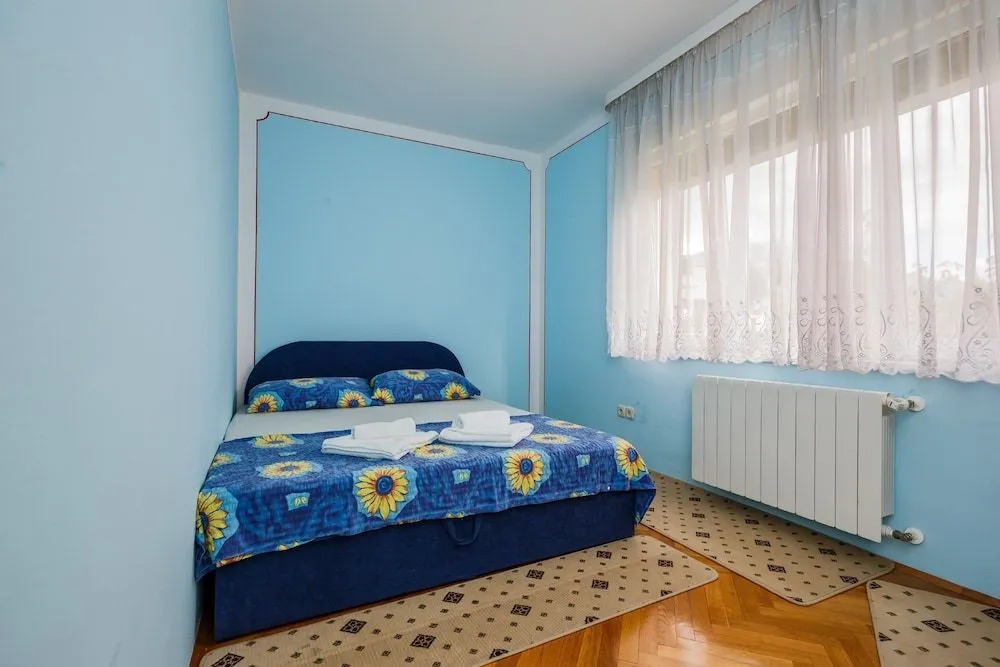 Apartments Pero