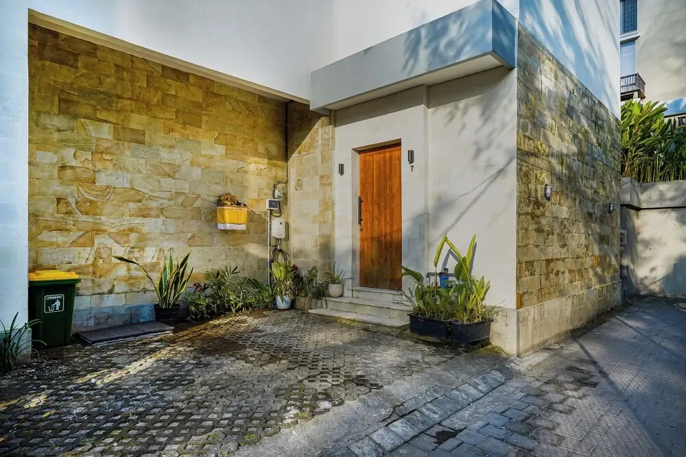 3-bedroom Private pool villa City Sanur