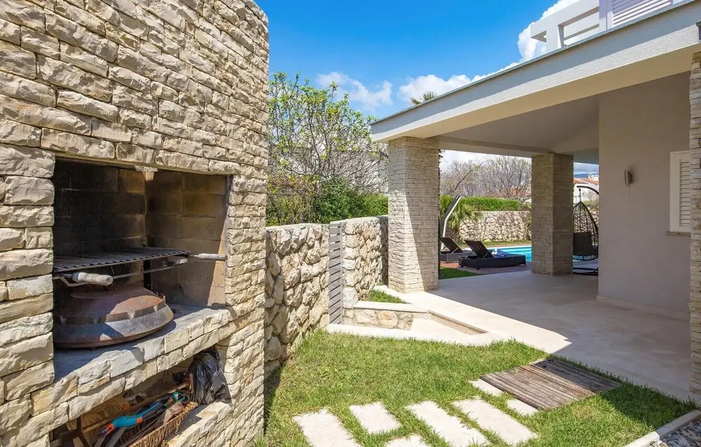 Nice Home in Kolanjski Gajac With Wifi, 4 Bedrooms and Outdoor Swimming Pool