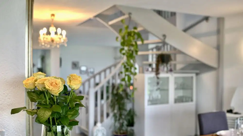 Stunning 6-bed Villa in Etoy