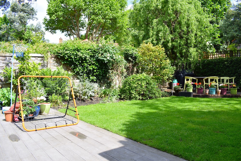 Contemporary 5 Bedroom House in North London