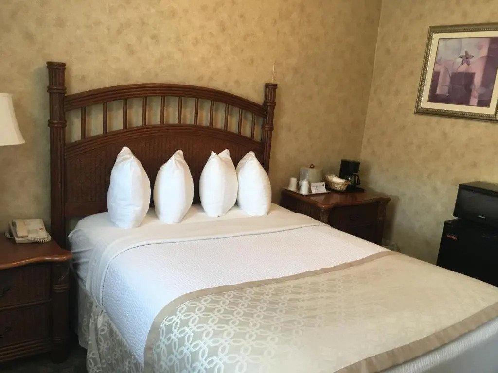 Island House Historic Vacation Rentals