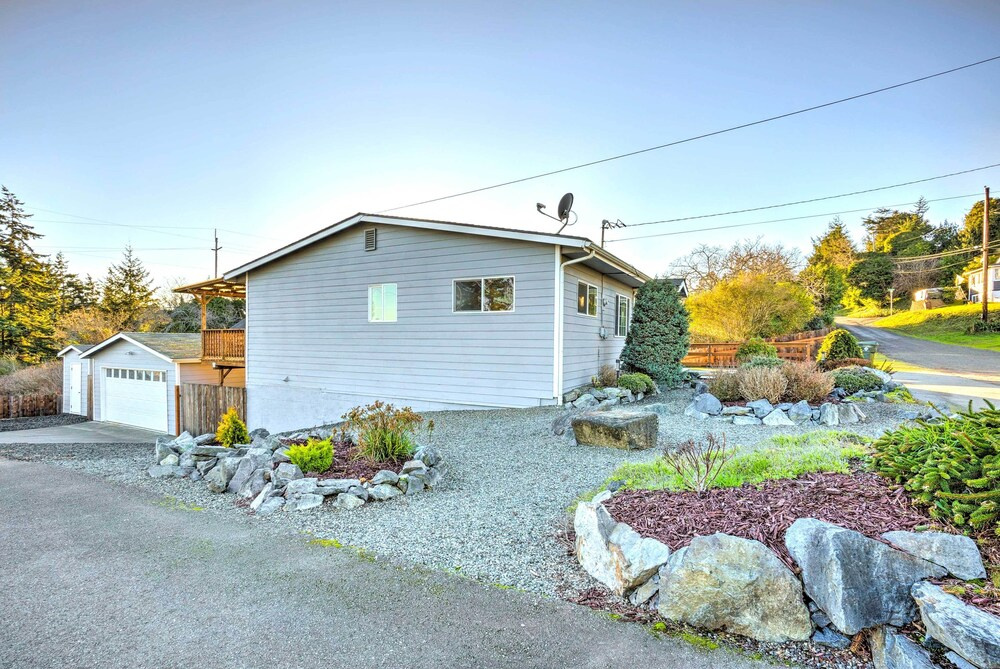 Fire Pit & Bay Views: North Bend Home