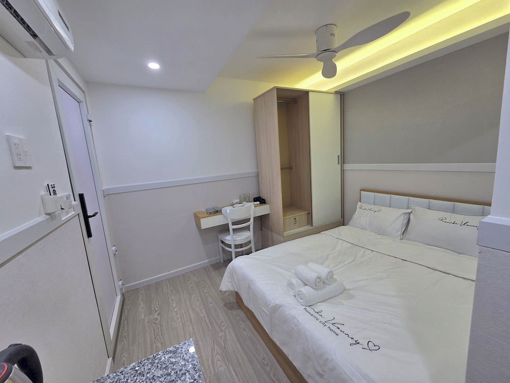 1001 Stars Hotel