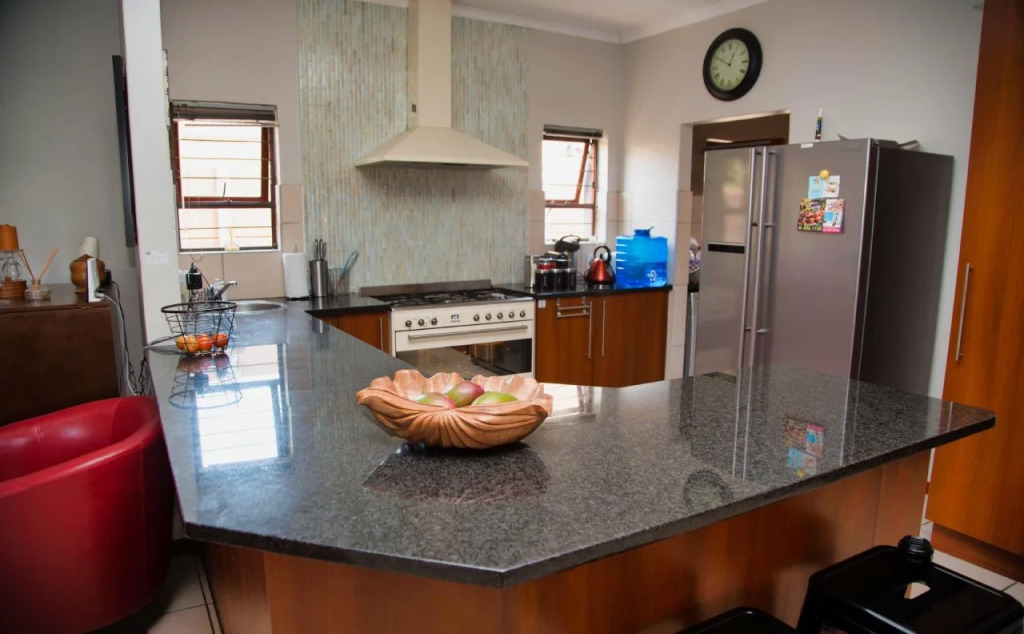 WLKom Guest House