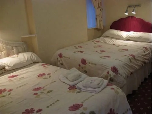 Shazron Hotel