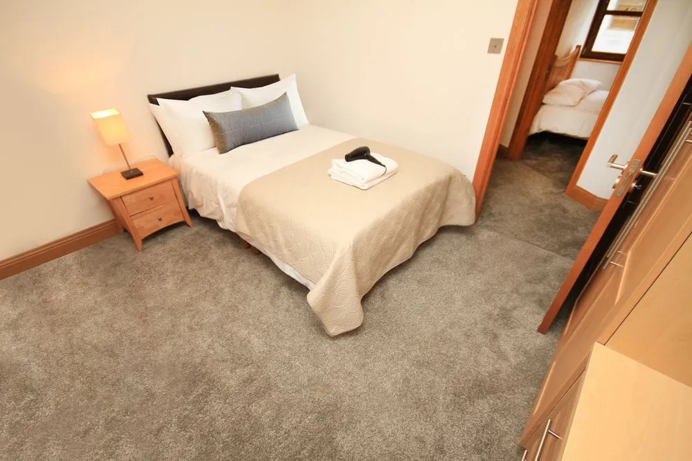 Macken Street Sleeps 10