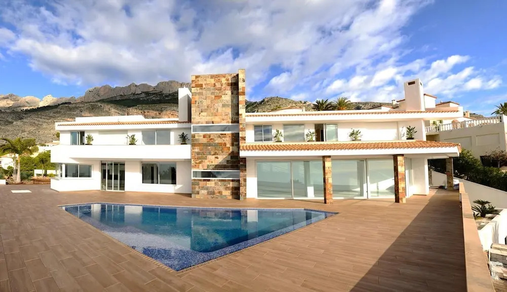 Luxury Modern Villa in Altea Hills, 6-bed