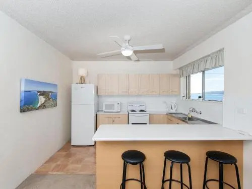 Shoal Towers, Unit 1/11 Shoal Bay Road