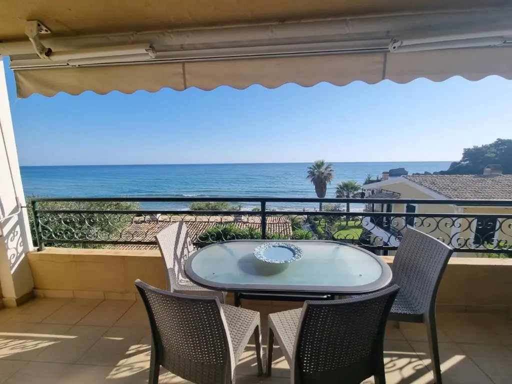 Corfu Glyfada Menigos Resort 23