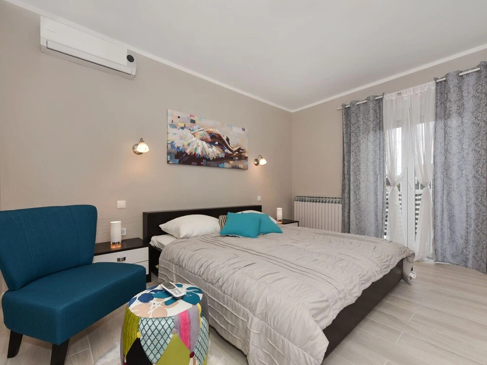 Spacious Apartment in a Quiet Area, 3 Bedrooms With Balcony, Nice Garden, BBQ