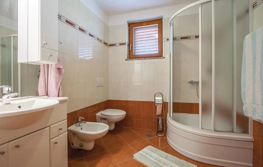 Beautiful Home in Peroj With Wifi and 2 Bedrooms