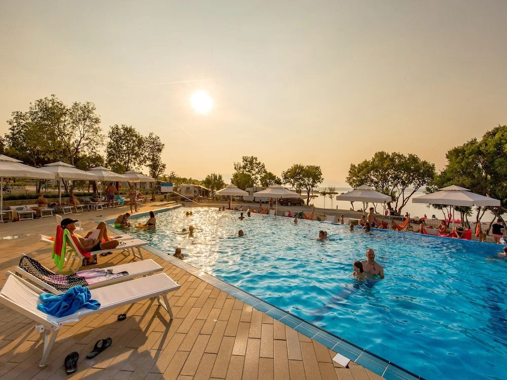 Mobile Homes Camping Omišalj