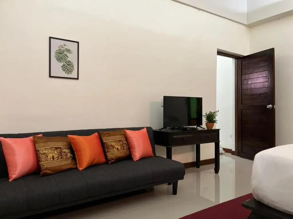 Rainforest Huahin Village Hotel
