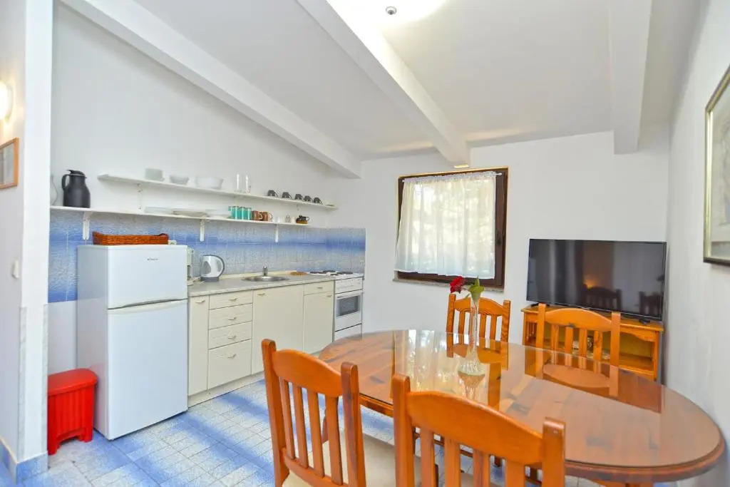 Apartments Mira 667