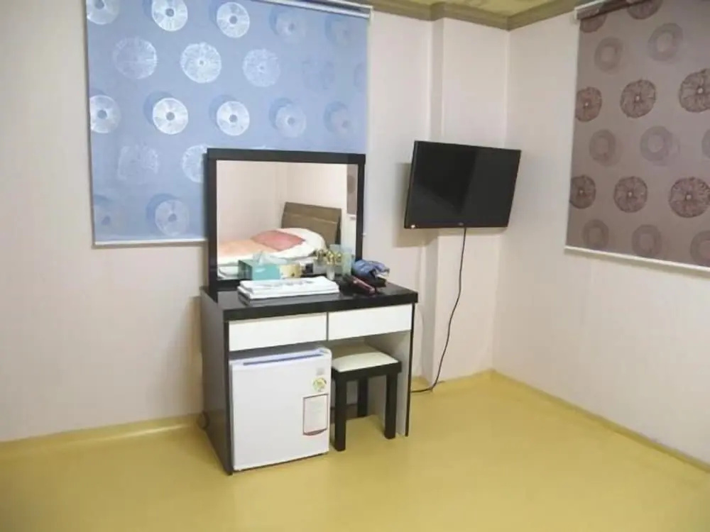 New Busan Jang Motel