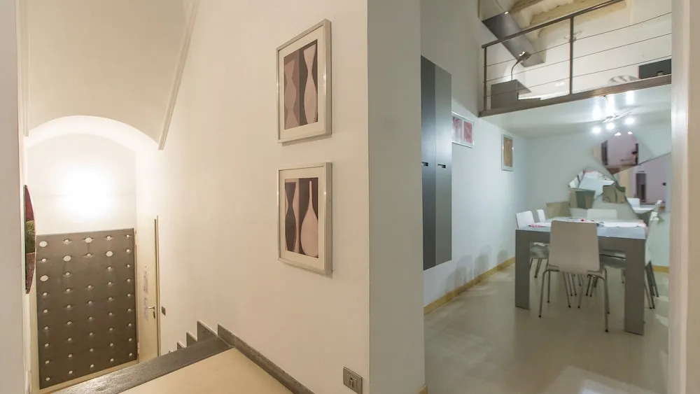 Rental in Rome Bernini Square