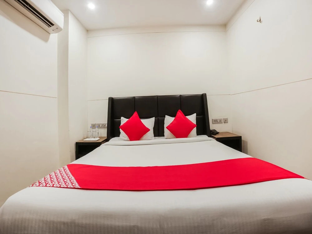 Oyo 29691 Hotel Avalon