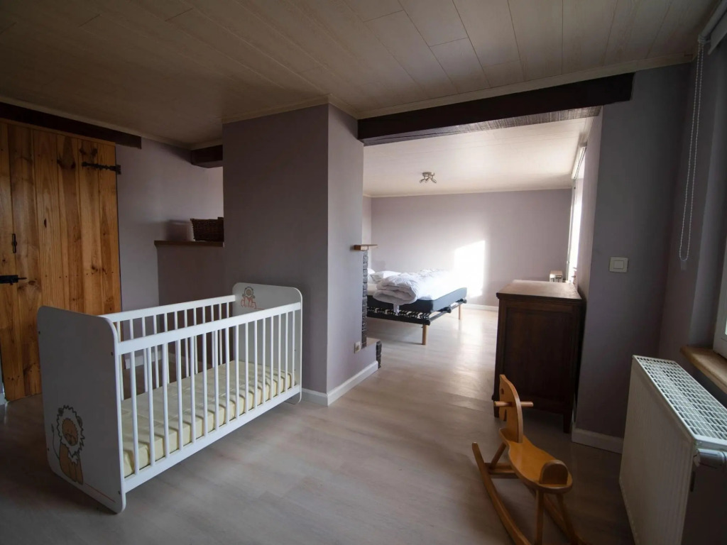 Very spacious house with sauna, spa and countryside views