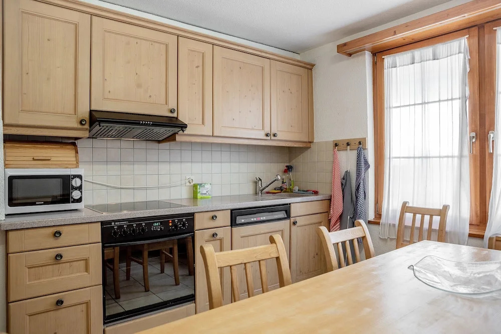 AirHosted - Weesen Holiday Rentals