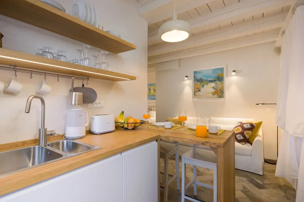 Luxury Apartment Lina - III