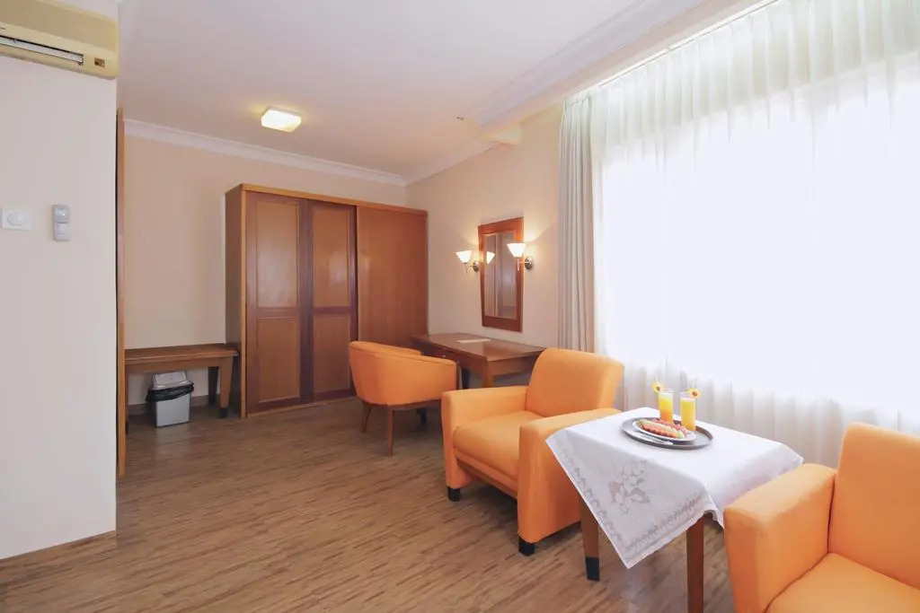Nalendra Hotel