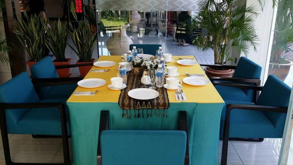Chaya Hotel